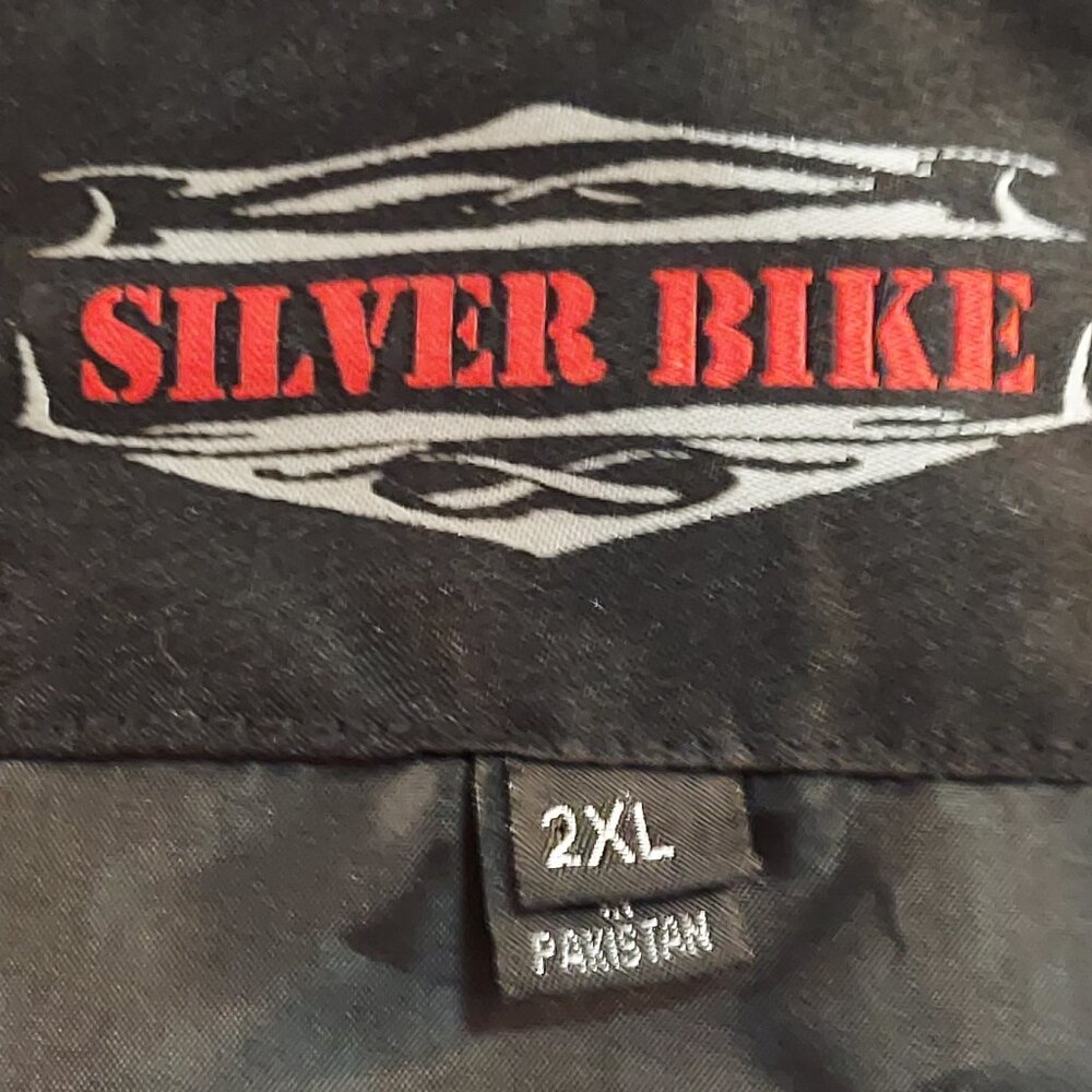 Silver Bike Leather Vest - Picture 2 of 6